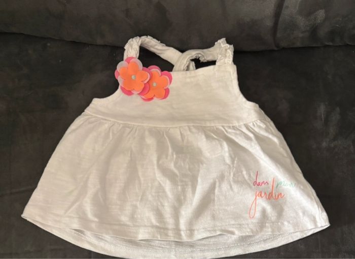 Tee-shirt fille été 6 mois neuf