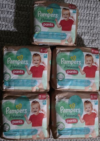 Couches Pampers Harmonie Pants taille 5x5