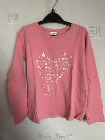 Haut rose clair de chez tape à l’œil