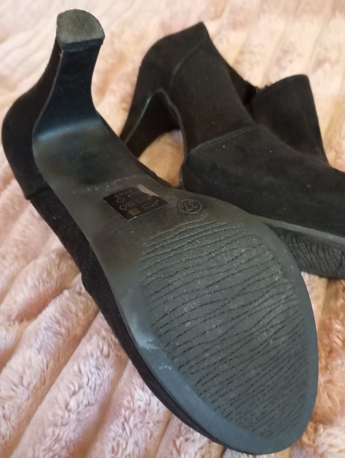 Chaussures pointure 37 - photo numéro 4
