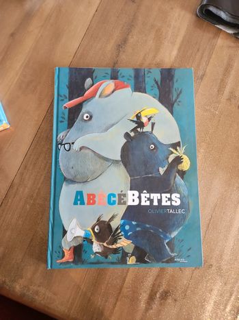 Grand livre : AbécéBêtes