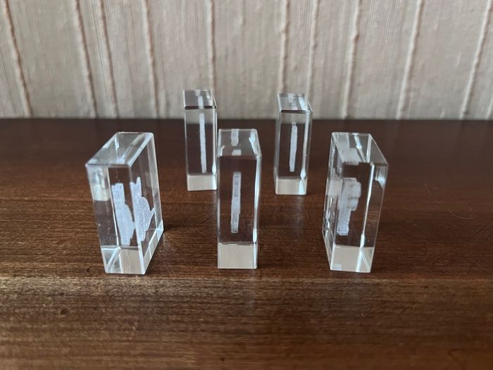 Décoration cubes en verre animaux - photo numéro 2