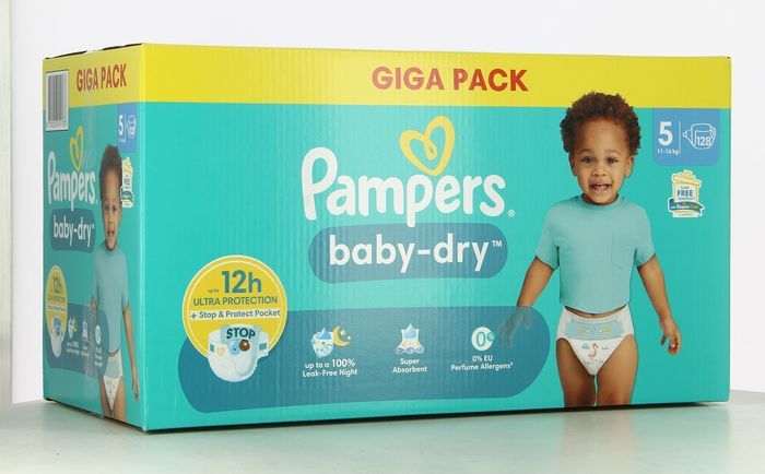 Lot de 128 Couches Pampers Baby Dry 11-16KG Taille 5 Neuf