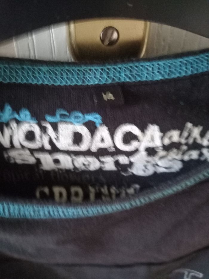 Tee-shirt sans manches noir et bleu taille 14 ans - photo numéro 2