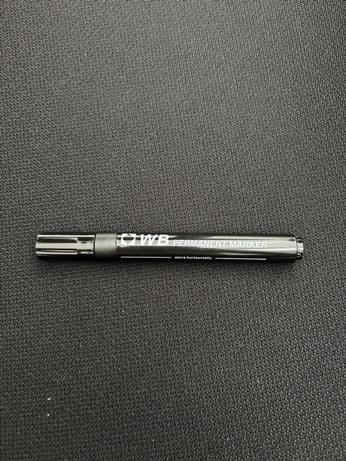 Marker permanent noir