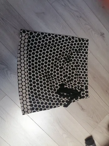 Jupe noire rond 40