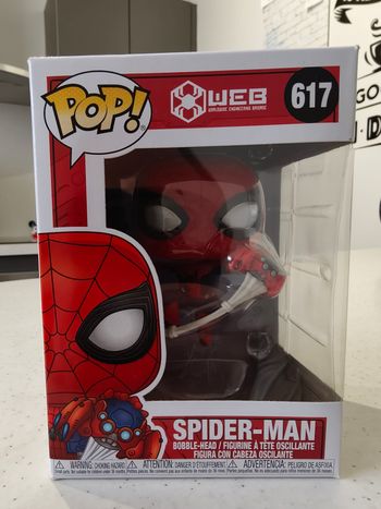 Funko pop Marvel Spiderman WEB (Disneyland) 617