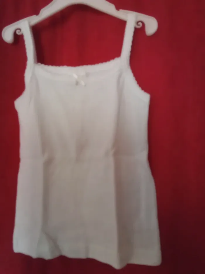 (67)lot de 6 tee shirts bretelles fines 4/5 ans marque in extenso et tissaia