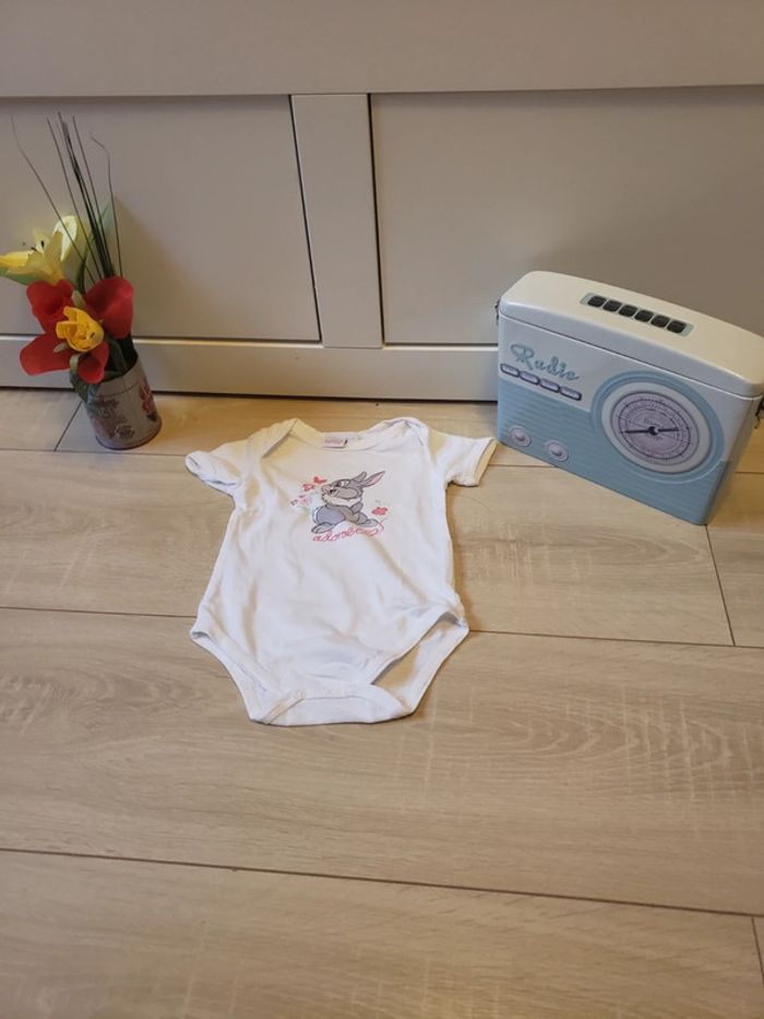 Body 🎀 Disney baby 6 mois 1€50 - photo numéro 2