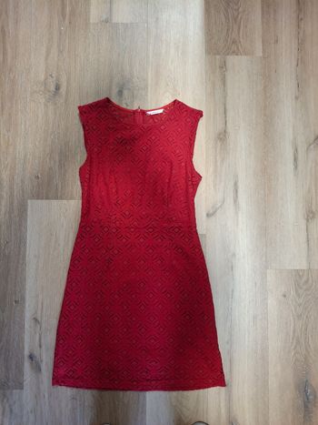 Belle robe courte camaïeu