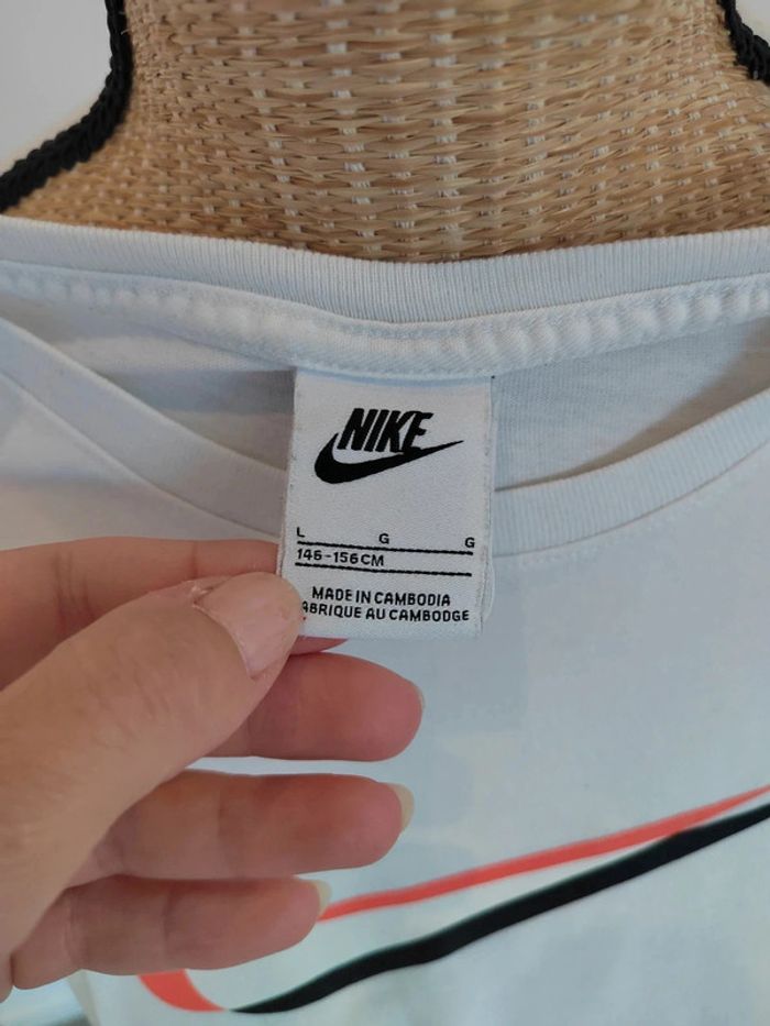 Tee-shirt blanc Nike 146 - 156 cm - photo numéro 2