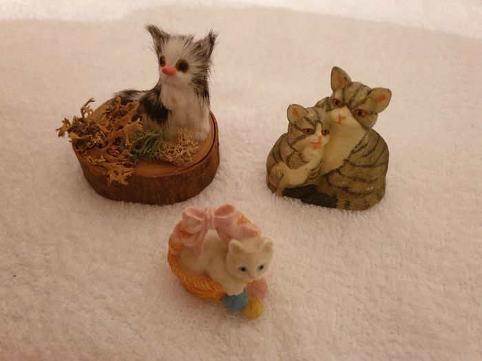 Adorables chats resine bois