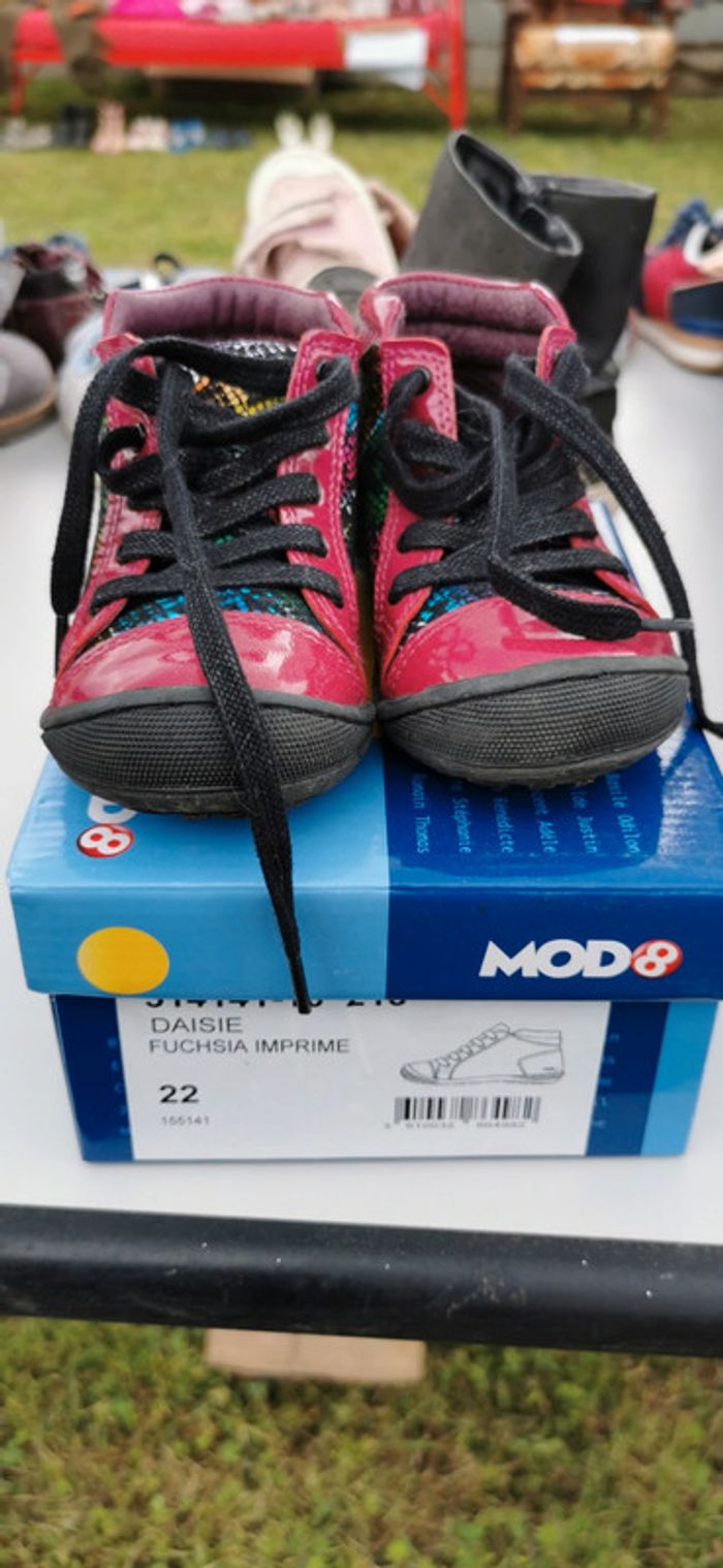 Chaussures neuves
