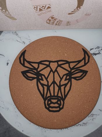Dessous de plat tête de taureau