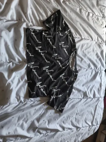 T-shirt crop top