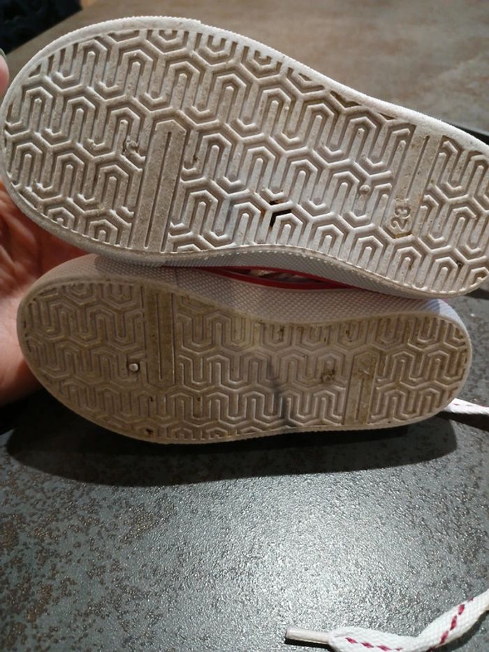 Baskets montantes en toile taille 23 - photo numéro 2