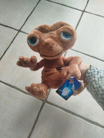 Peluche E.T.