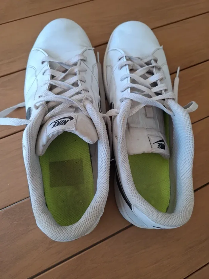 Baskets Nike blanches - photo numéro 4