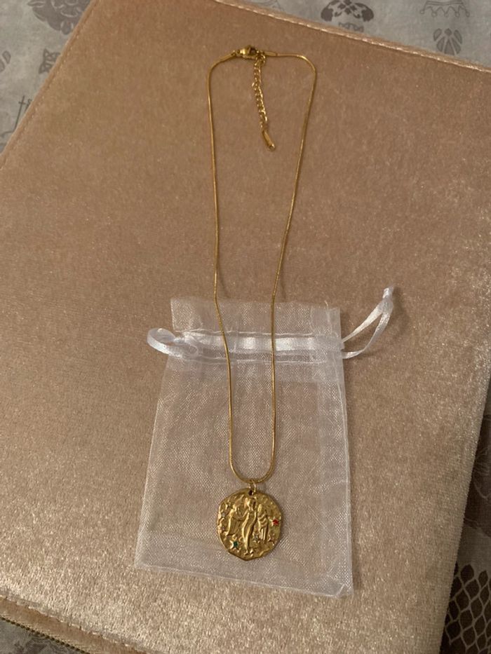 Collier astrologique Vierge