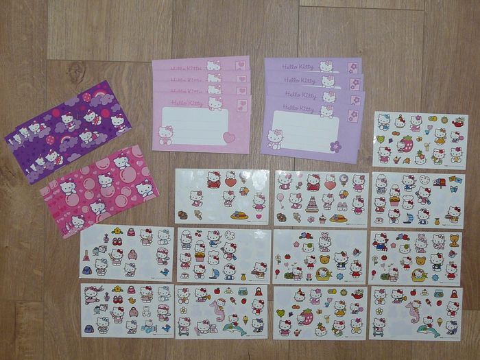 Lot jouets/accessoires Hello Kitty - photo numéro 3