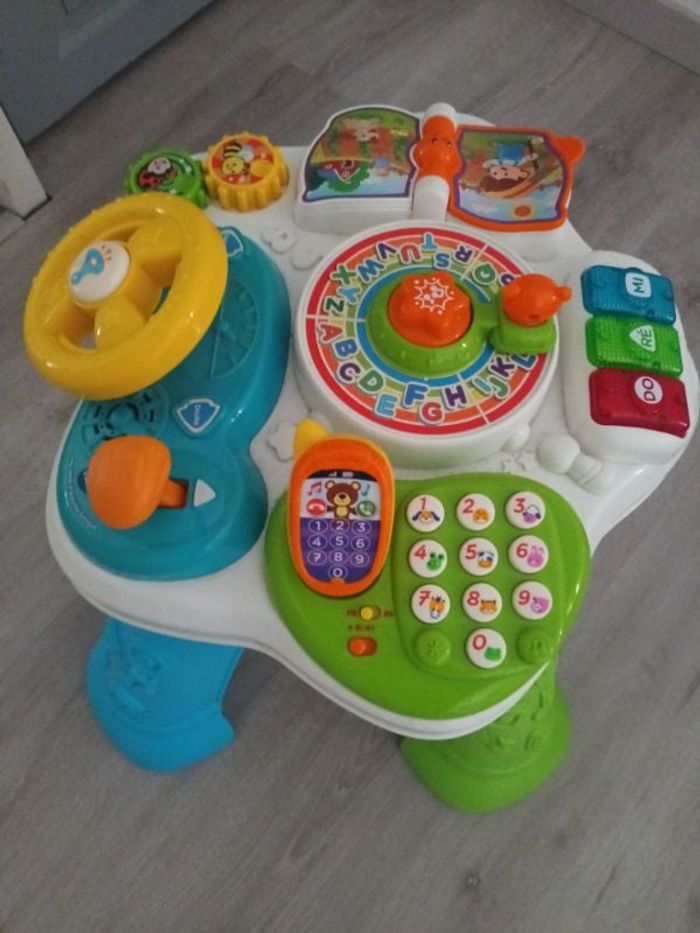 Table d'activité bilingue