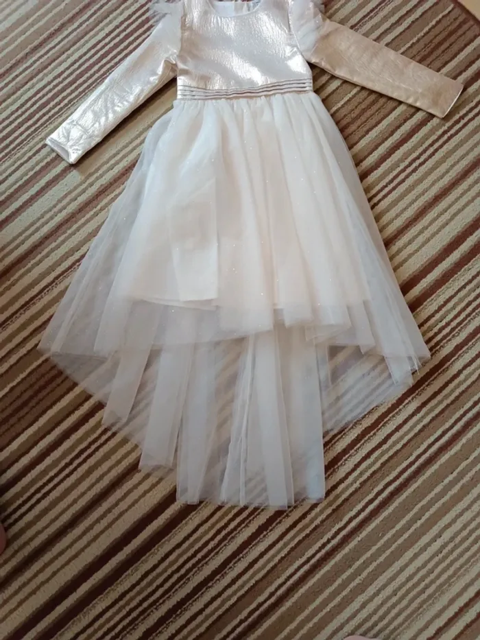 Magnifique robe de cérémonie 6 ans - photo numéro 4