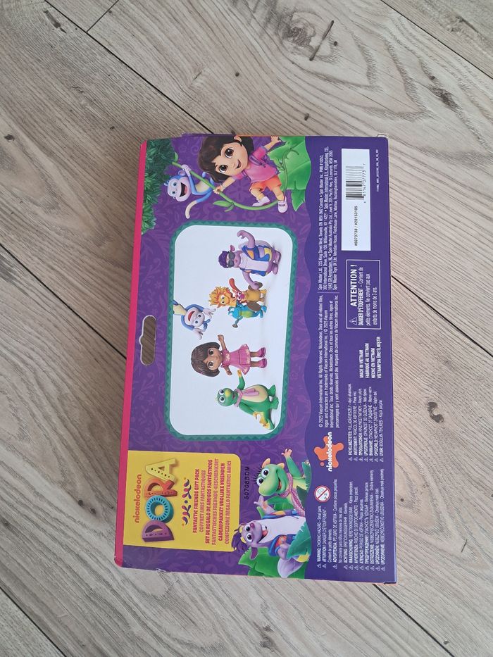 Coffret figurines dora l'exploratrice neuf - photo numéro 4