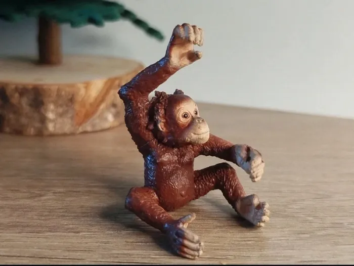 Schleich Singe jeune orang-outan Marron Figurine animal de la savane - photo numéro 2