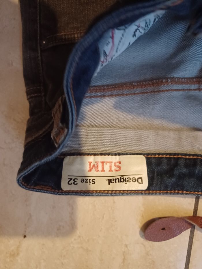 Pantalon jean homme slim desigual à bretelle  42 très bon état - photo numéro 3