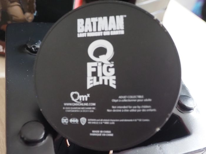 Figurine Batman Q Fig et sa boite - photo numéro 6