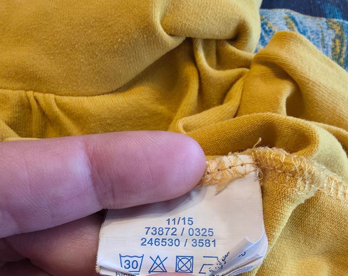 Sous pull jaune 3 ans - photo numéro 6