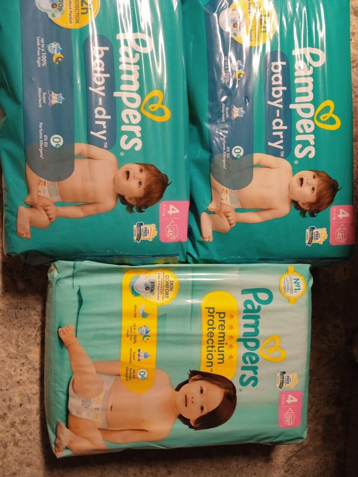 Couchement Pampers taille 4