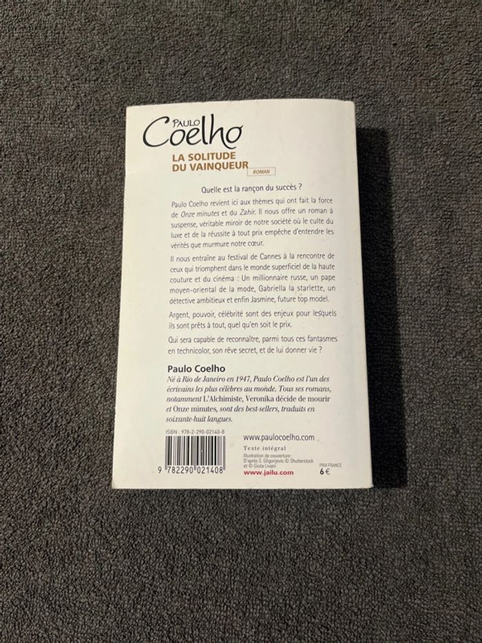 Livre la solitude du vainqueur Paul Coelho - photo numéro 2