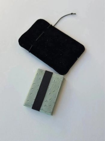 Porte carte Talla en cuir d’autruche