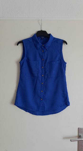 Blouse sans manches " Kiabi "