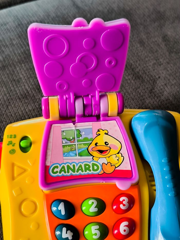 Téléphone Interactif Fisher-Price - Puppy (Rires et Éveil) - photo numéro 2