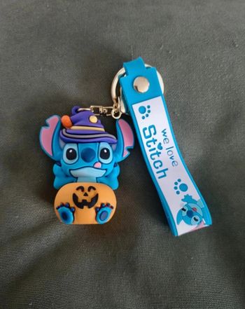 Porte clé stitch citrouille