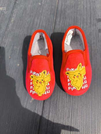 Chaussons pokémon 24