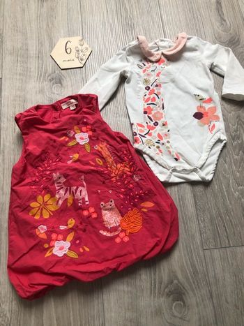 Jolie ensemble pailleté DPAM taille 6 mois robe/bodie