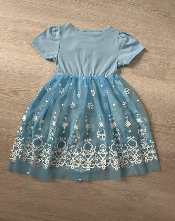 Superbe robe Frozen 3 ans - photo numéro 6
