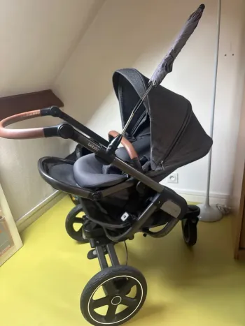 Poussette et cosí Nova Bébé Confort