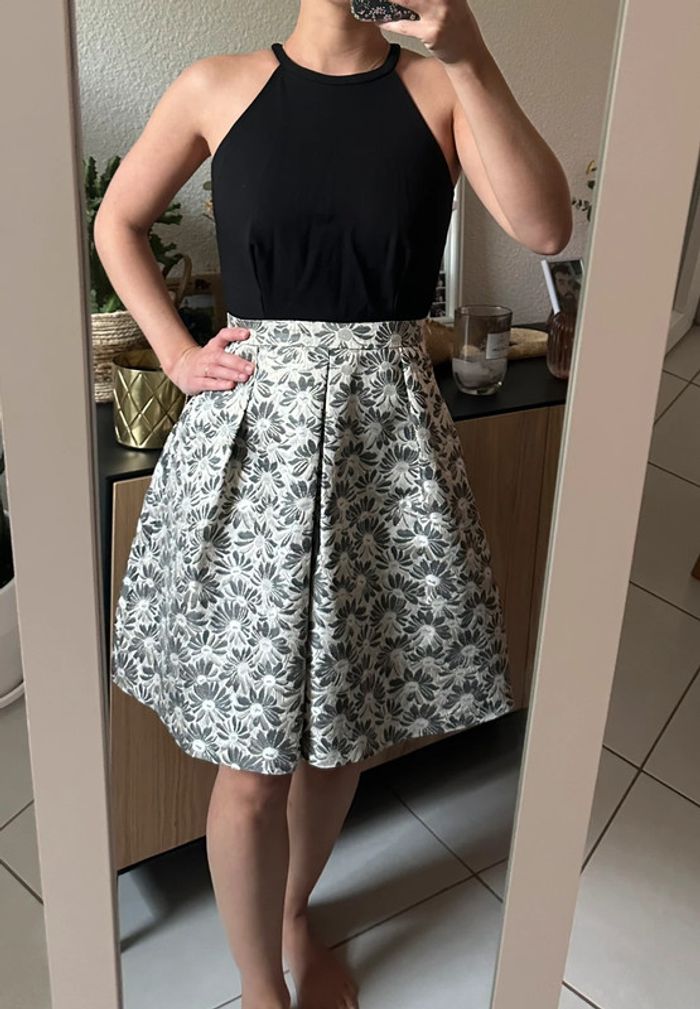 Robe pour occasions - photo numéro 2