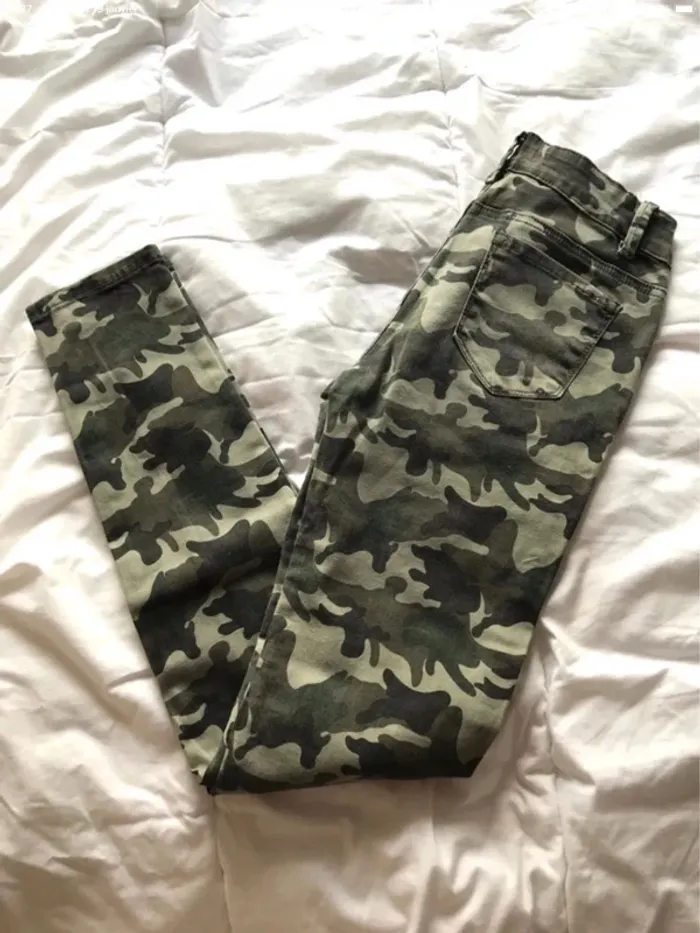 Jean camouflage kaki militaire Monday Premium taille 34 - photo numéro 9