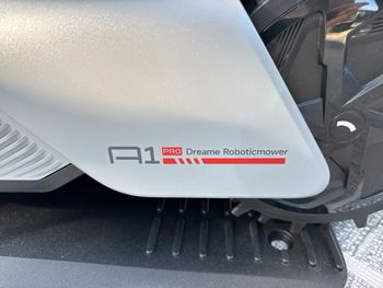 Dreame A1 Pro NEUF - Robot tondeuse dans son emballage d'origine