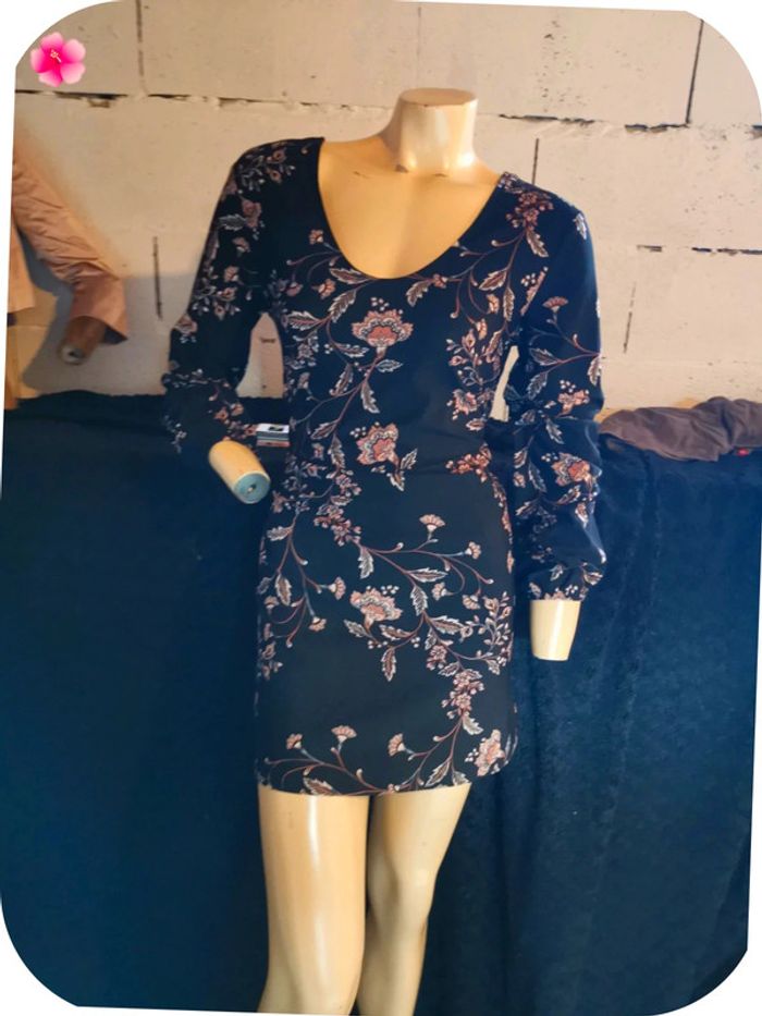 très belle robe mango taille xs - photo numéro 2