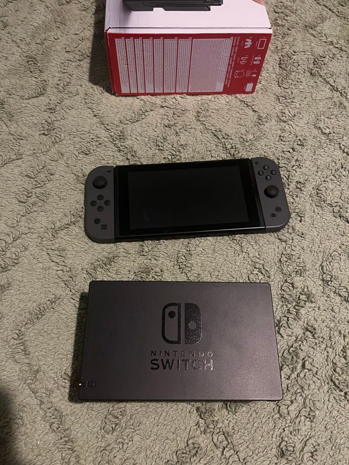 Nintendo switch v1 - photo numéro 2