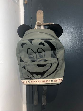 Très beau sac à dos Mickey