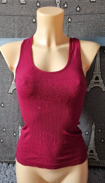 Débardeur bordeaux taille 34-36