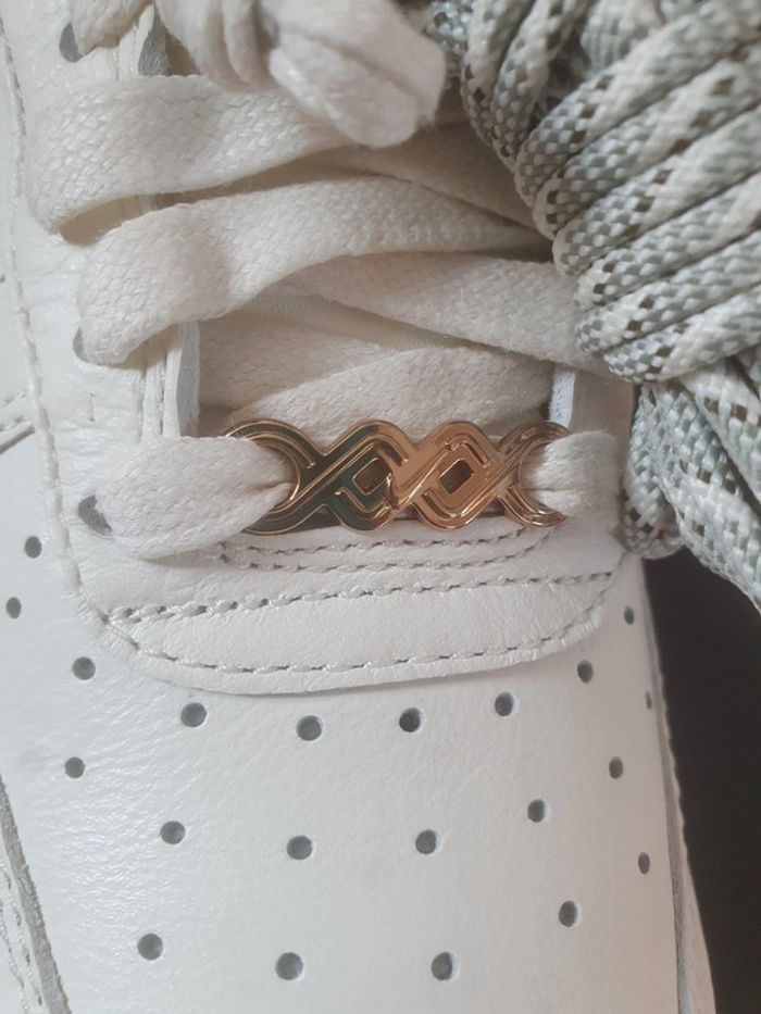 Nike Air Force 1 "Year of the Snake"(38.5) - photo numéro 4