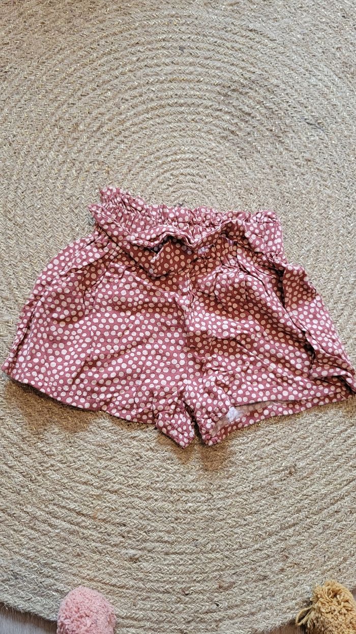 Lot short fluide 9 mois - photo numéro 5